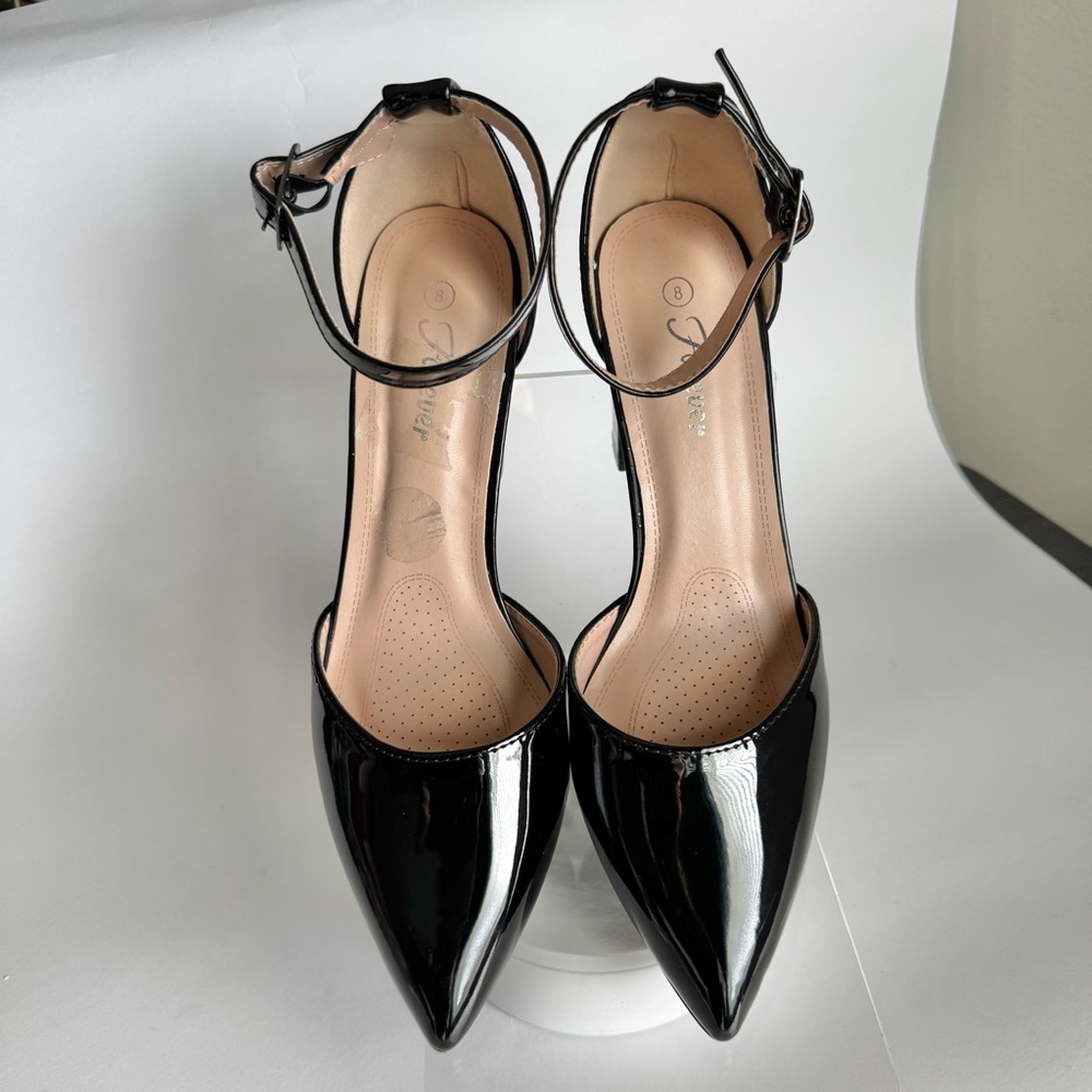 Elegant Black Patent Leather Women's Shoes